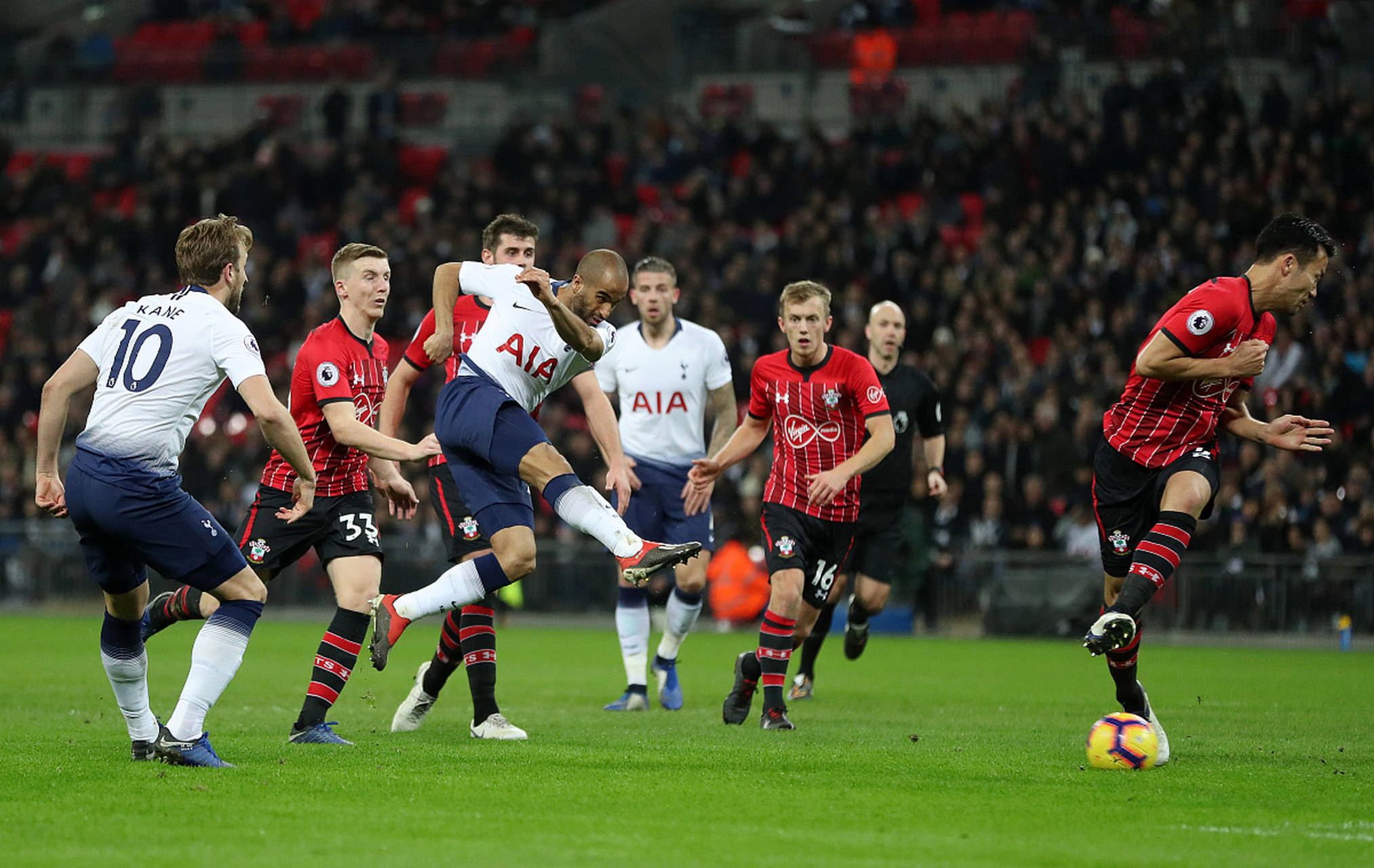 首先是球队 首先是球队